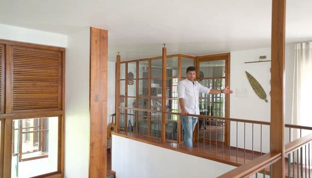 Upper Floor Corridor