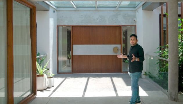 Entrance Porch
