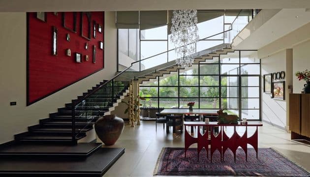 Dining & Staircase