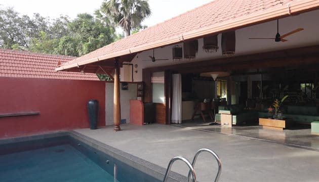 Living & Swimming Pool