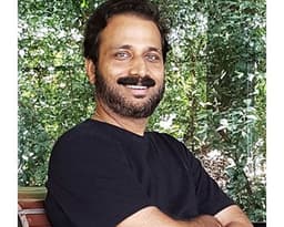 Dhananjay Shinde 