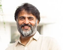 Vipul Nakrai