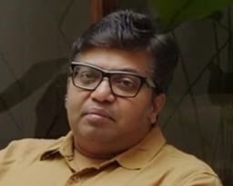 A Karthikeyan