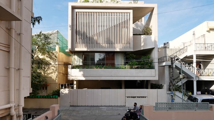 Wedge Villa