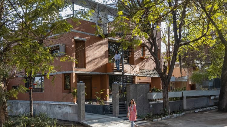 Terra-Kota House