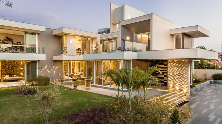 Urban House