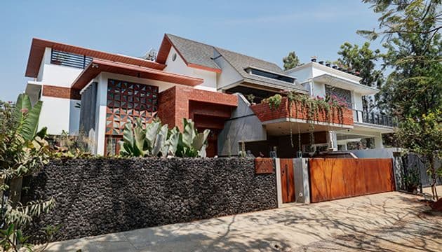 Miracle House