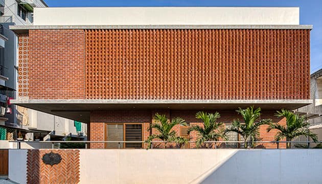 Brick Screen House