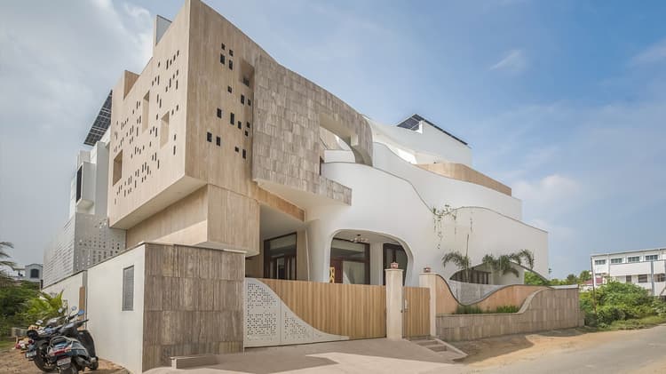 Krishnamoorthy Residence