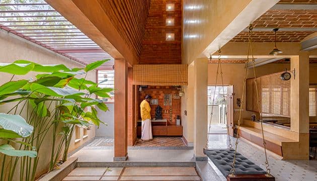 L'in Brick House