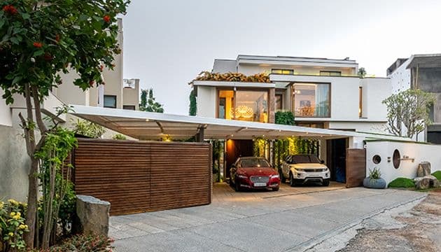 NR House