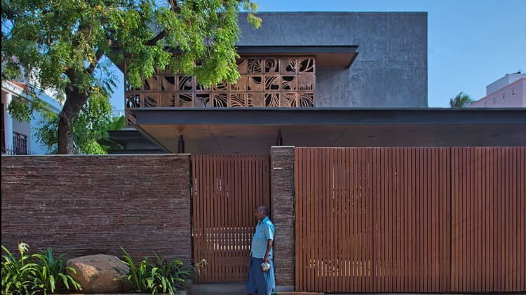 Tut House