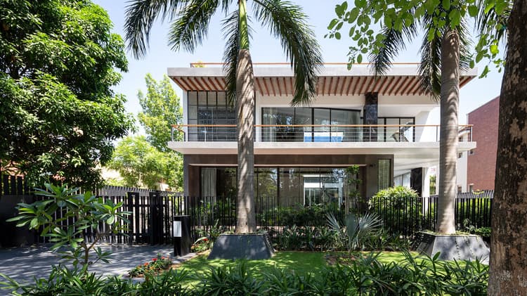 Terrace House