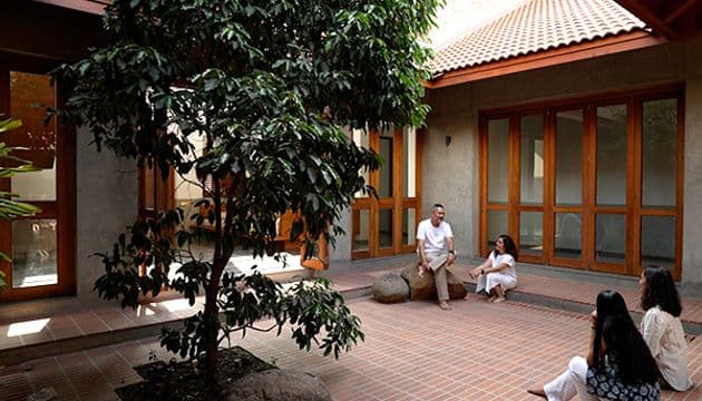 House Around the Two Courtyards
