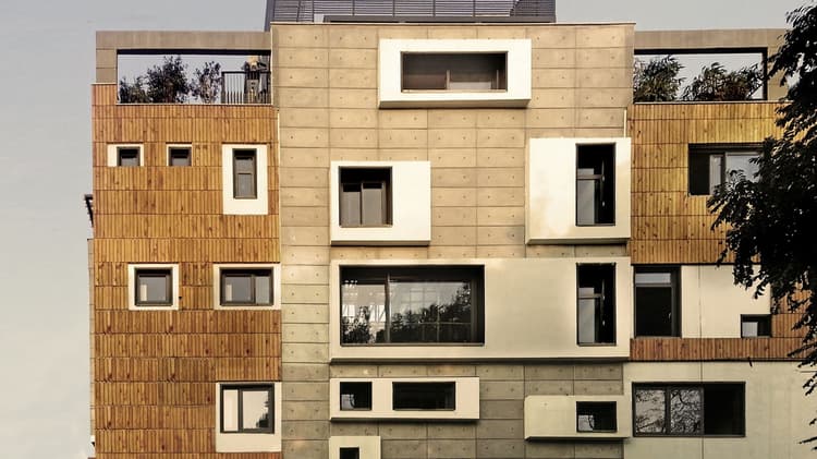 House B123
