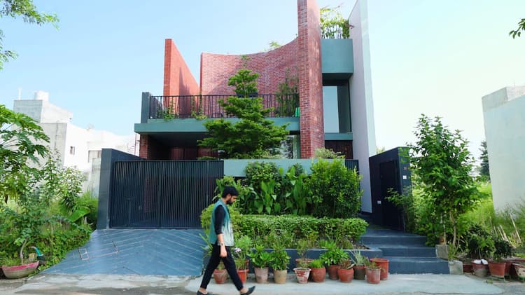 Perennial House