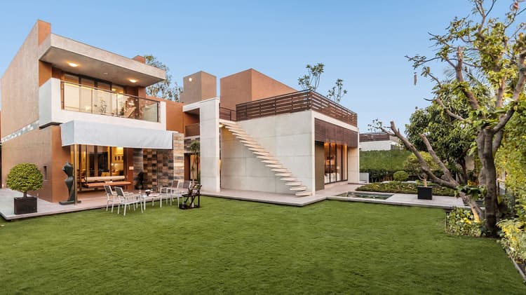 Lotus Villa