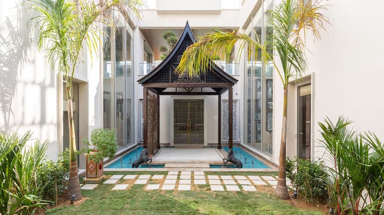 Twin Residence