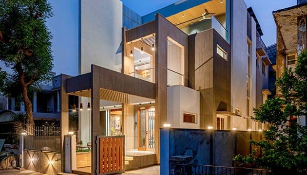 The Narrow HOuse