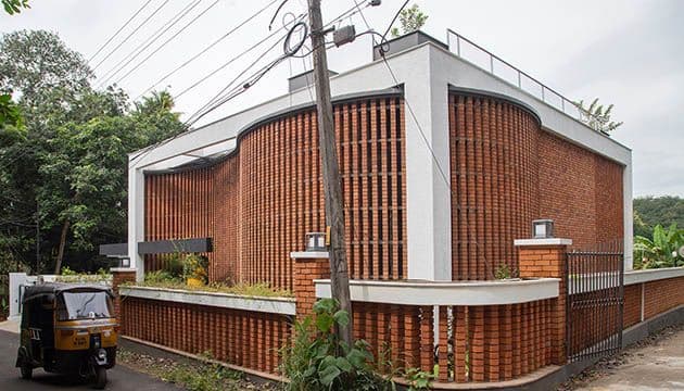 Round Corner House