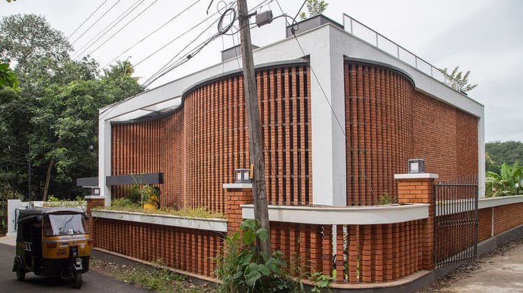 Round Corner House