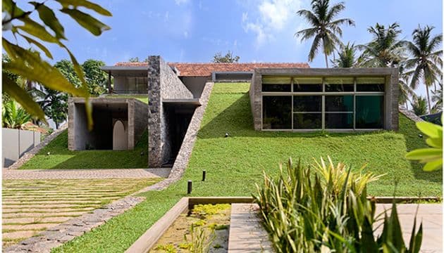 Hidden House 