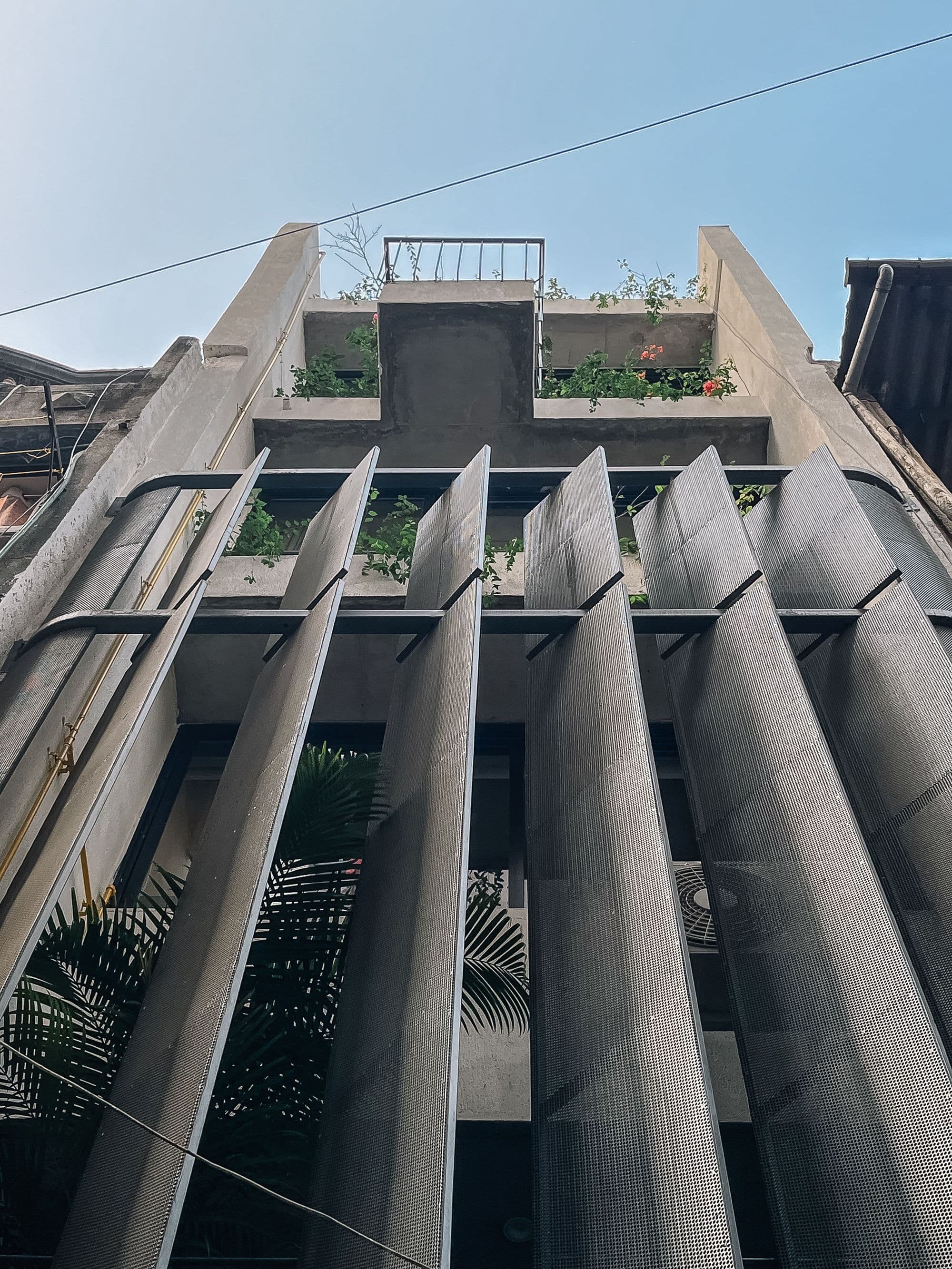 This House In Surat Offers Unbelievable Comfort In The Smallest Of Spaces