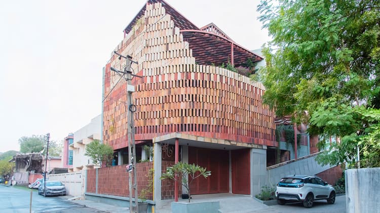 Eco Oasis House