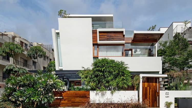 Floating Walls