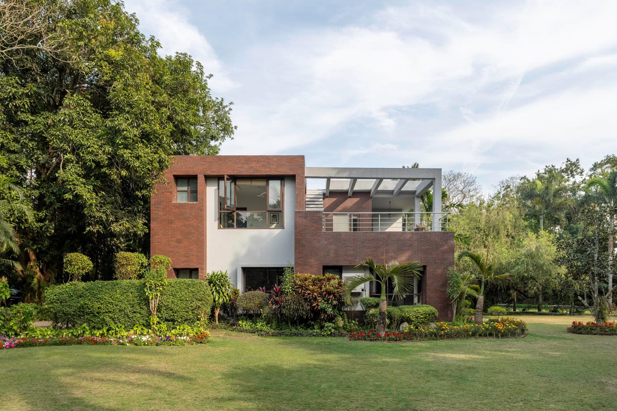 Tour A 1950s Bengali Country Home Christened By Satyajit Ray