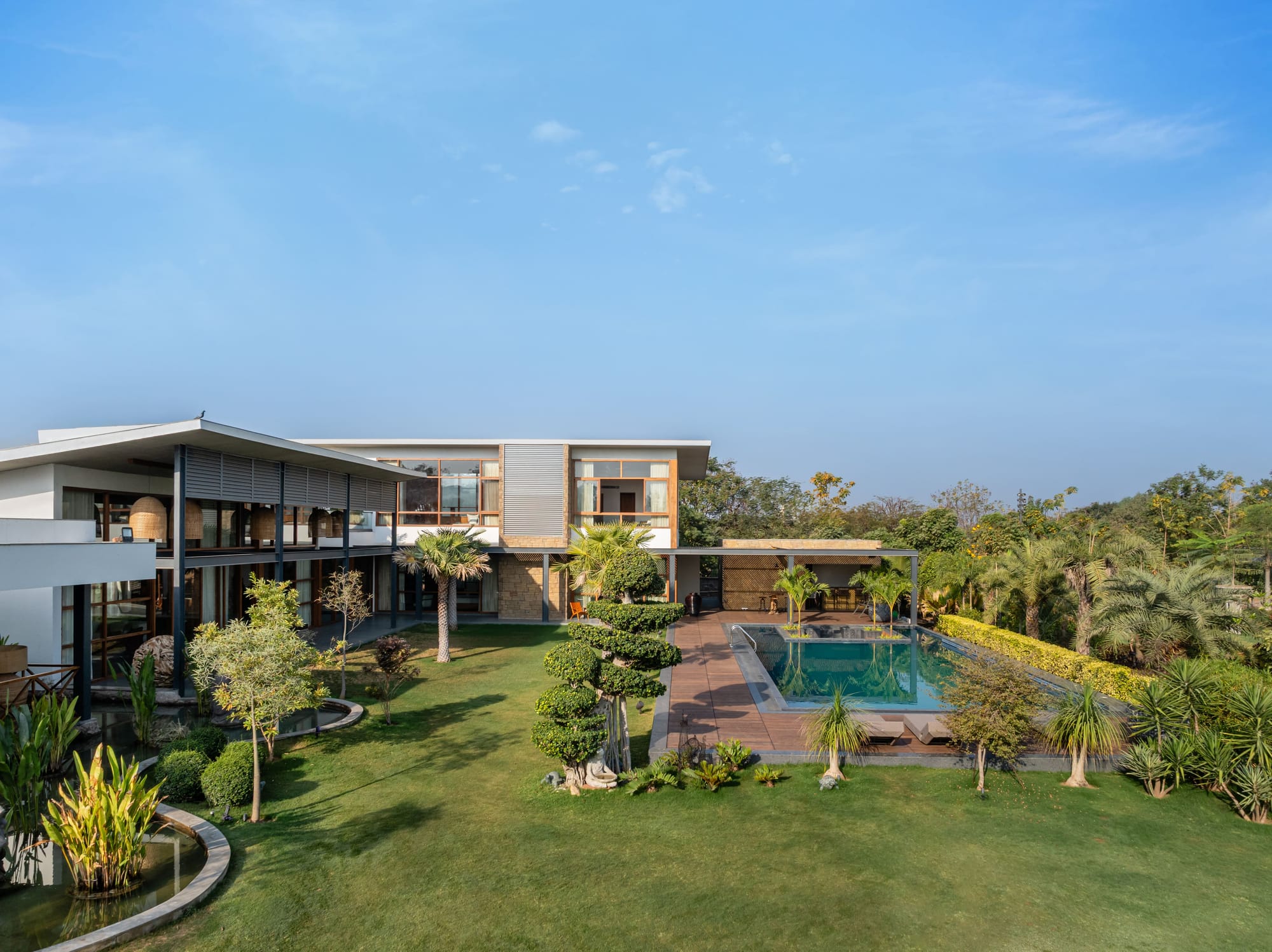 In Tune With Nature: An Ahmedabad Villa That Harmonizes Infinity Views, Open-Plan Living And Biophilic Architecture