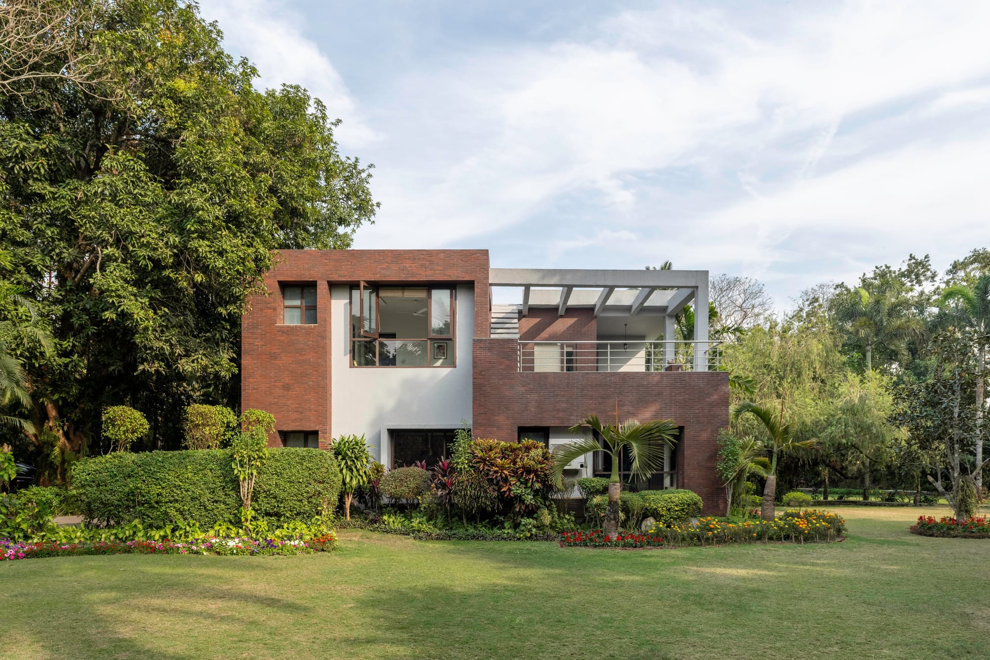 Tour A 1950s Bengali Country Home Christened By Satyajit Ray
