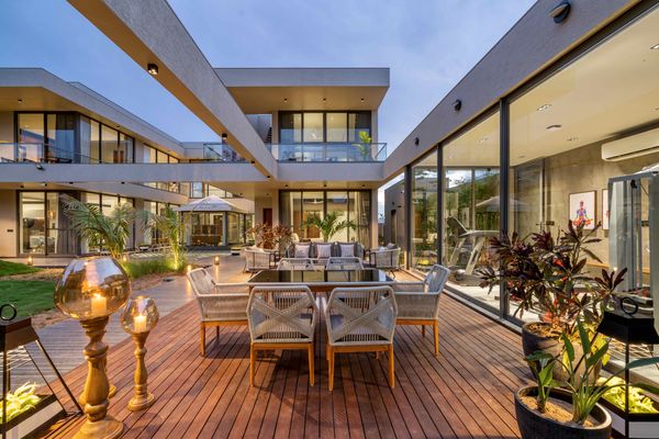 This Contemporary House In Bhuj Blends Design, Nature and Spirituality For One-Of-A-Kind Experience
