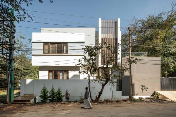 Old World Charm and Contemporary Décor Reign High in this Wada-inspired Bengaluru Home