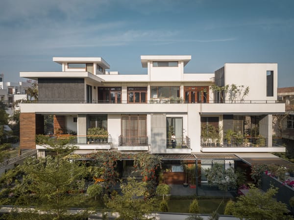 In Meerut, The Twin Villa Conflates Nature With Architectural Rhythm