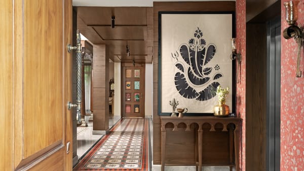 Inside A Spiritually Layered, Colonial Indian Revival In Gurugram